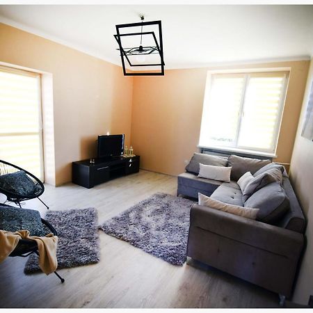 Color 24 Apartament II 스타로바 볼라 외부 사진
